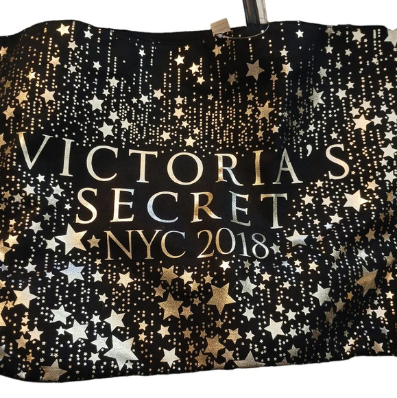 4 Victoria's Secret Totes - Picture 3 of 16